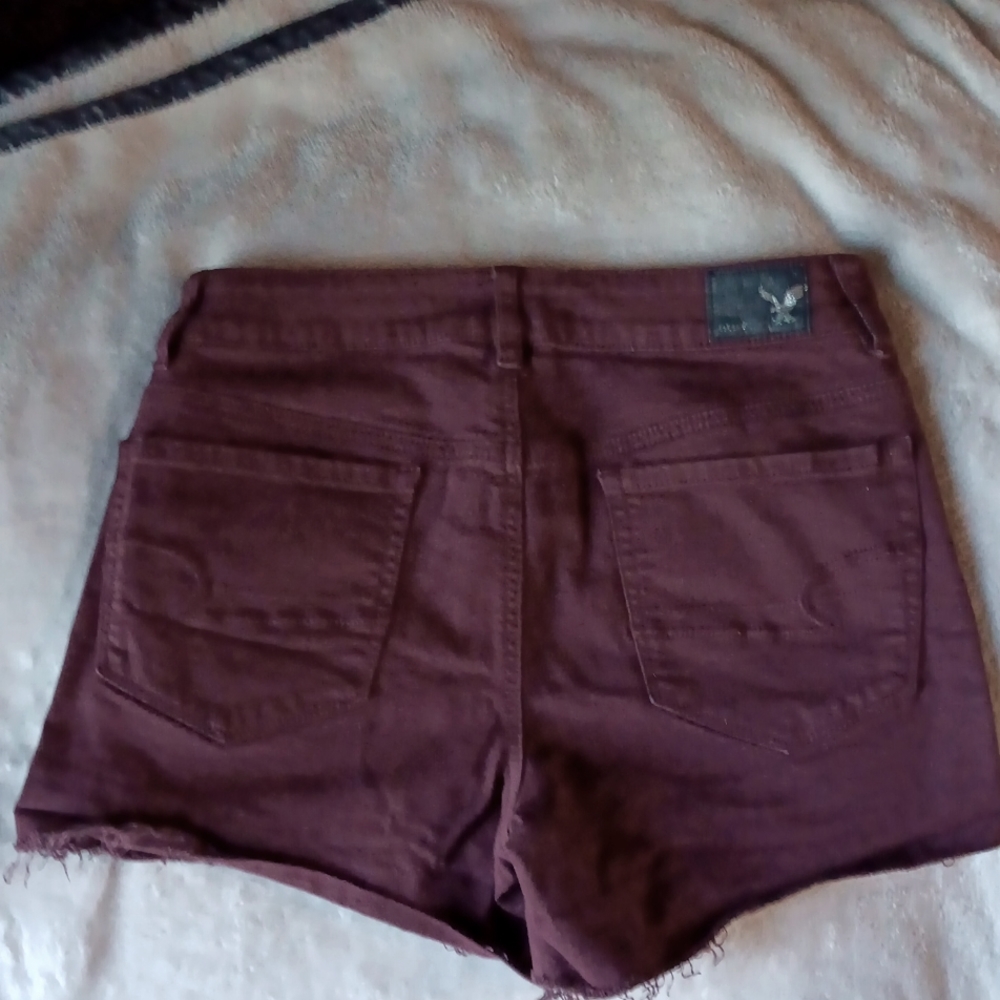 American Eagle Outfitters Women’s Maroon Denim Jean Shorts - Picture 3 of 7